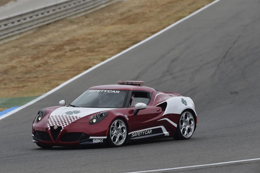  Alfa Romeo 4C SBK Safety Car (960) 2014 года  (фото 13 из 15)